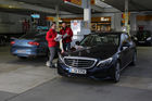 Mercedes-C-350-e-VW-Passat-GTE-Tankstelle-1-rss-6c4bd240-1003850